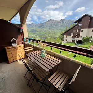 apt-studio-confortable-et-chaleureux-vue-magnifique.fr-provencehotel.com/